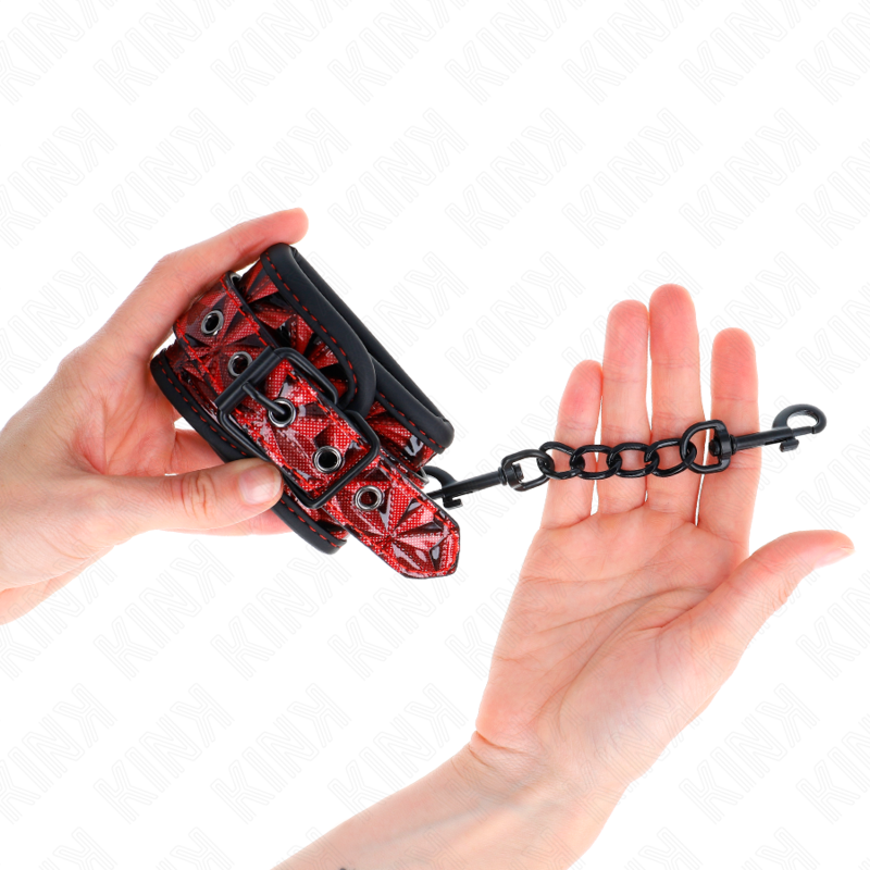KINK - HANDGELENKFESSELN MIT RAUTENMUSTER, DUNKELROT, VERSTELLBAR 17-26 CM X 5,5 CM - Sexotim