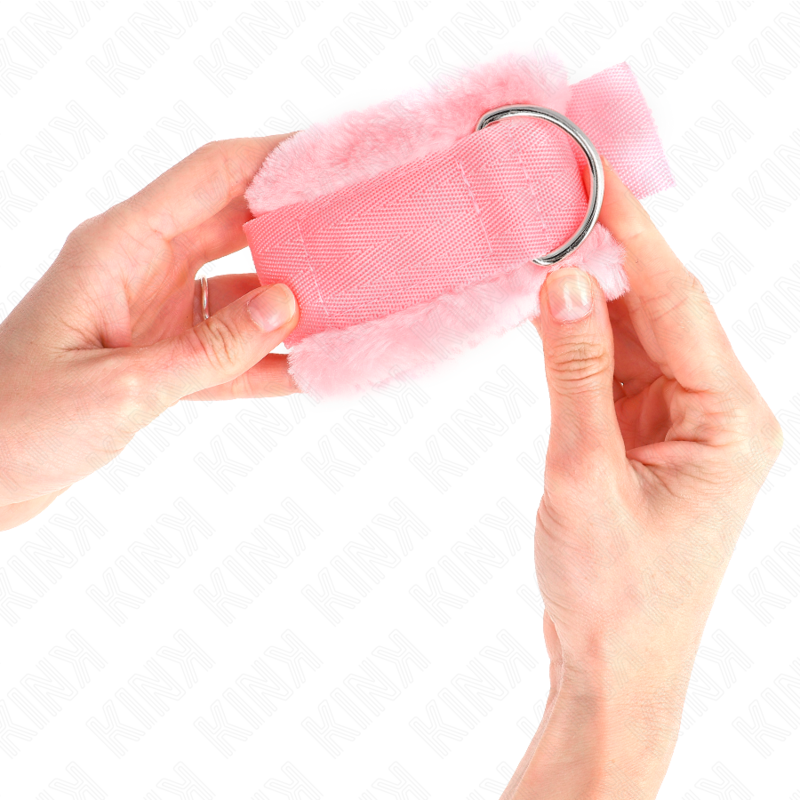 KINK - PELZGEFÜTTERTE HANDGELENKFESSELN ROSA VERSTELLBAR 17-31 CM X 7 CM - Sexotim