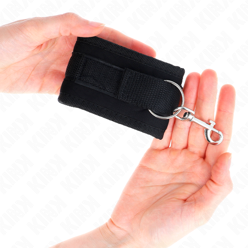 KINK - NYLON BIND-HANDHANDFESSELN MIT KLETTVERSCHLUSS, SCHWARZ, MODELL 2, VERSTELLBAR, 18-35 CM X 6 CM - Sexotim