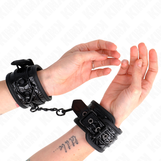 KINK - HANDGELENKFESSELN MIT RAUTENMUSTER, SCHWARZ, VERSTELLBAR, 17-26 CM X 5,5 CM - Sexotim