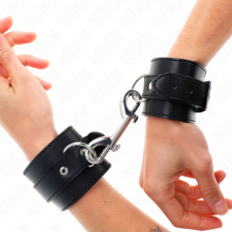 KINK - HANDGELENKFESSELN - EINZELNE NIETENREIHE UND GROSSE SCHNALLE SCHWARZ VERSTELLBAR 17-28 CM X 5 CM - Sexotim